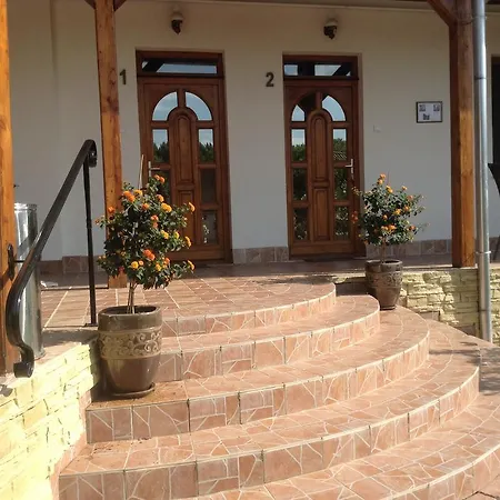 Апартаменты Bornemisza Kuria