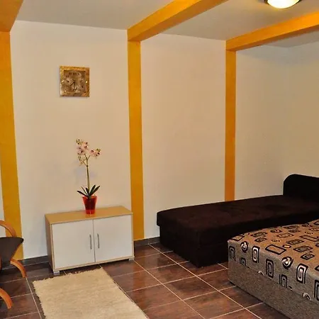 Апартаменты Bornemisza Kuria *