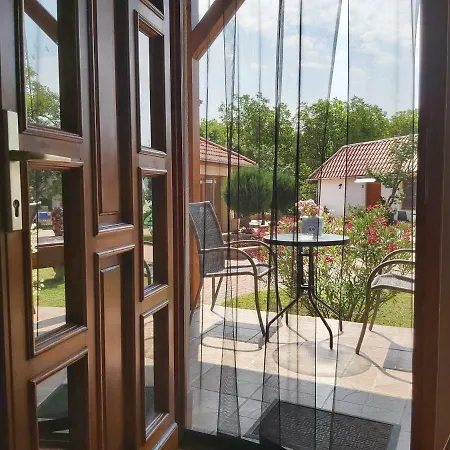 Апартаменты Bornemisza Kuria *